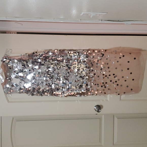 Sequin cocktail dress. - Picture 6 of 6